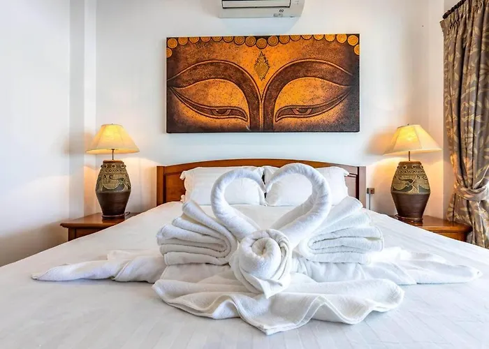 Private 3 Bedroom Pool Villa Pp10